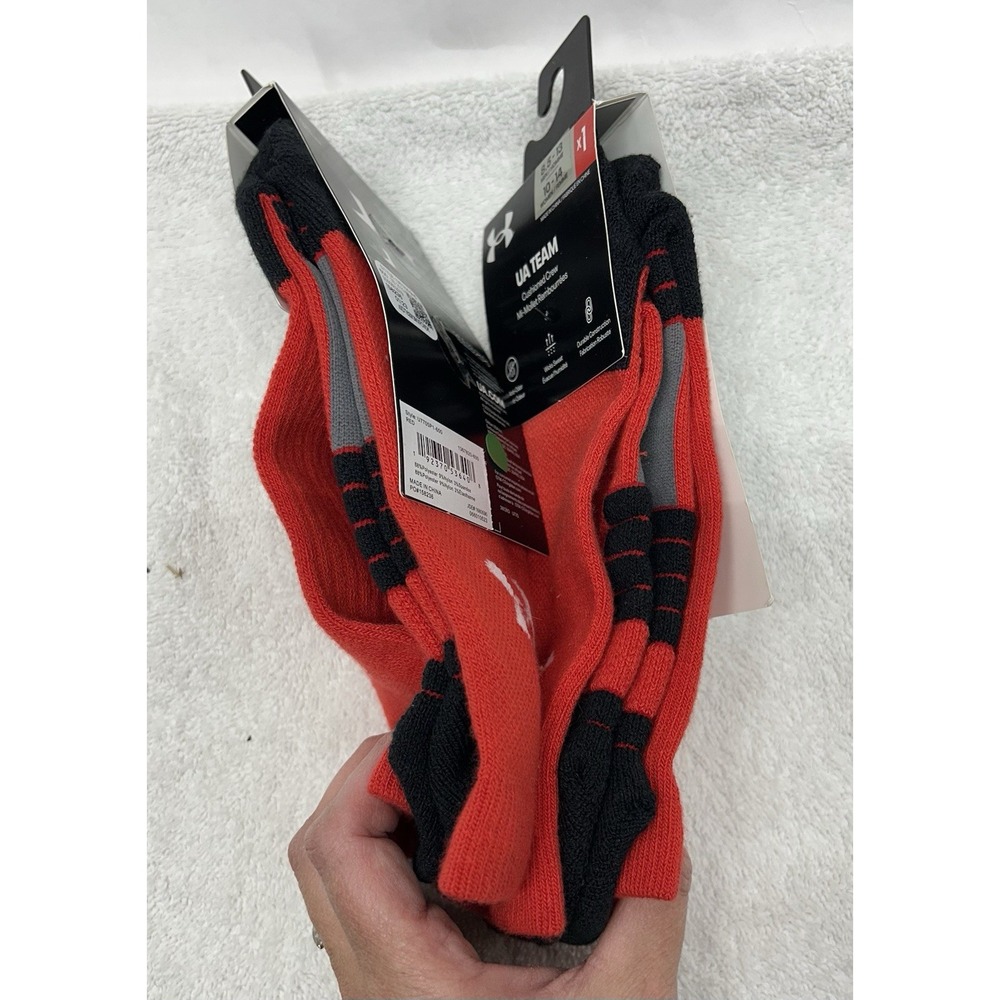 Lot of 2 Under Armour Team Men's 8.5-13/Women's 10-14 Red Cushioned Crew Socks - Picture 3 of 4